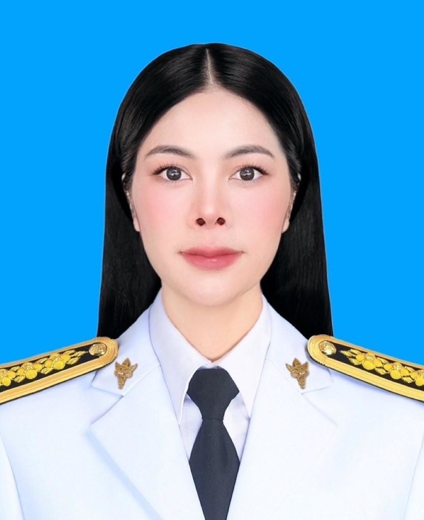 น.ส.น.ส.วีนัส อรรคธรรม